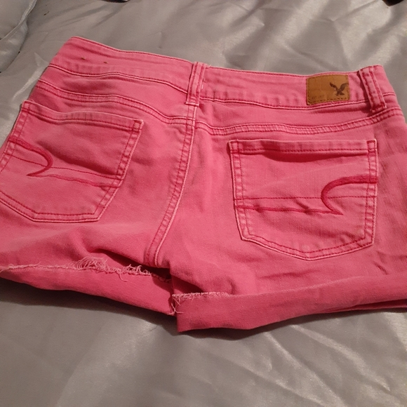 American Eagle ponk denim shorts - Picture 2 of 3